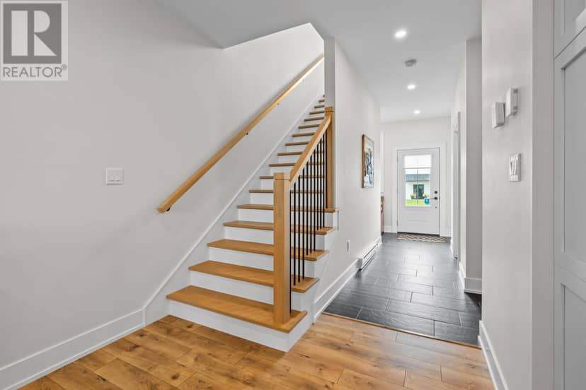 42 KELLY Heights — photo 2 of 39
