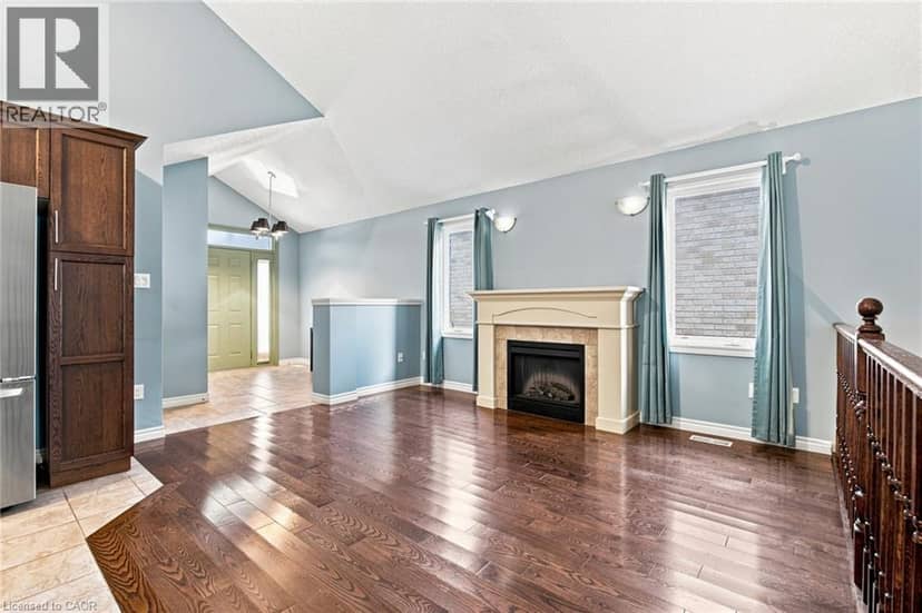 11 LOCKWOOD Street — photo 13 of 38