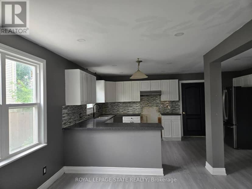 6269 Franklin Avenue — photo 2 of 22