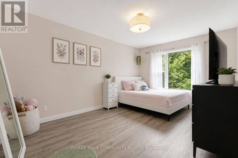 81 Garden Street, Whitby, photo 8