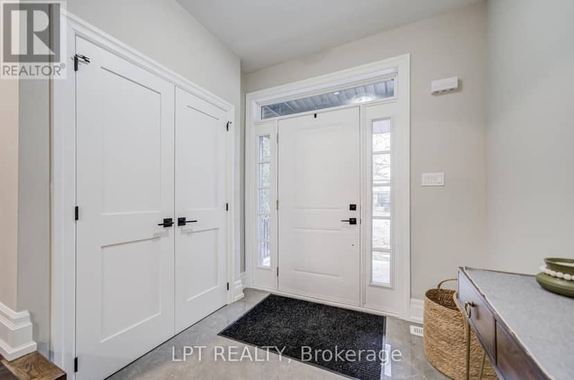 363 Rosebank Road, Pickering, photo 3
