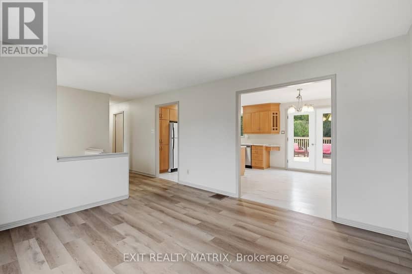 109 Oswald Street, Champlain, photo 7