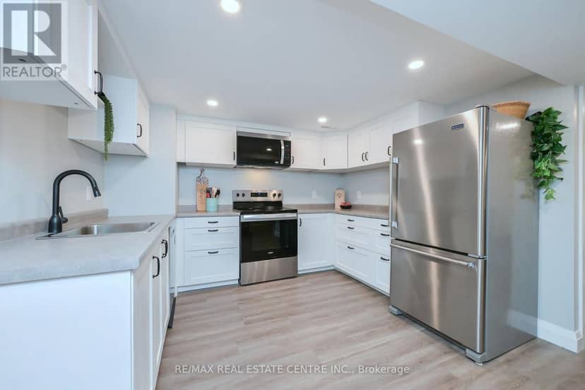 110 John Street — photo 17 of 31