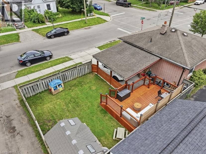 166 CATHARINE Avenue — photo 38 of 40