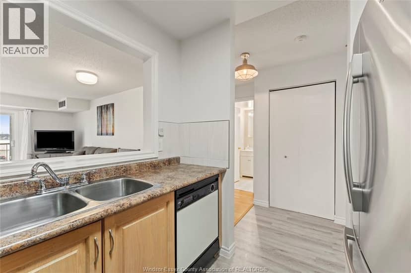 3000 SANDWICH STREET Unit# 316 — photo 12 of 29