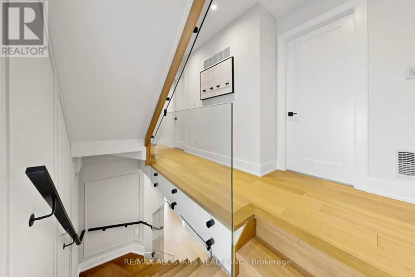 127 Banff Road — photo 22 of 40