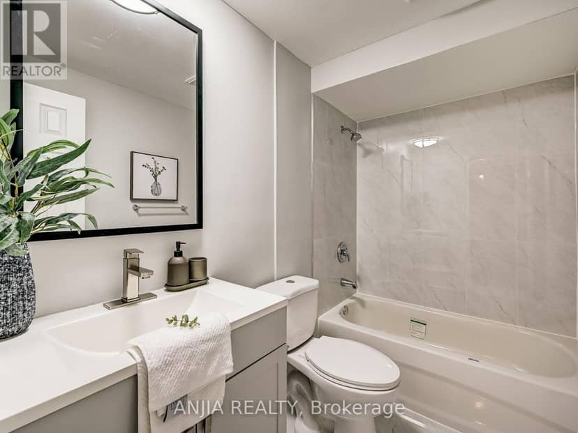61 Sorrell Crescent — photo 18 of 22