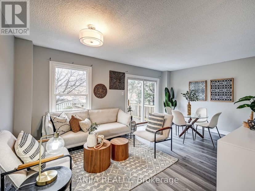 61 Sorrell Crescent — photo 3 of 22