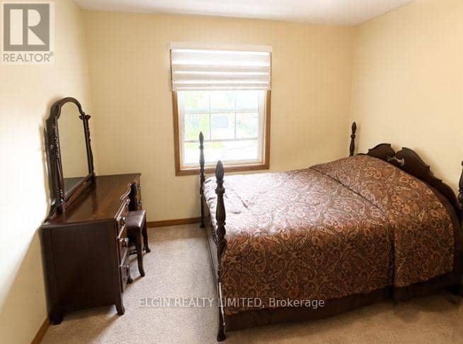 111 Manor Road — photo 7 of 14