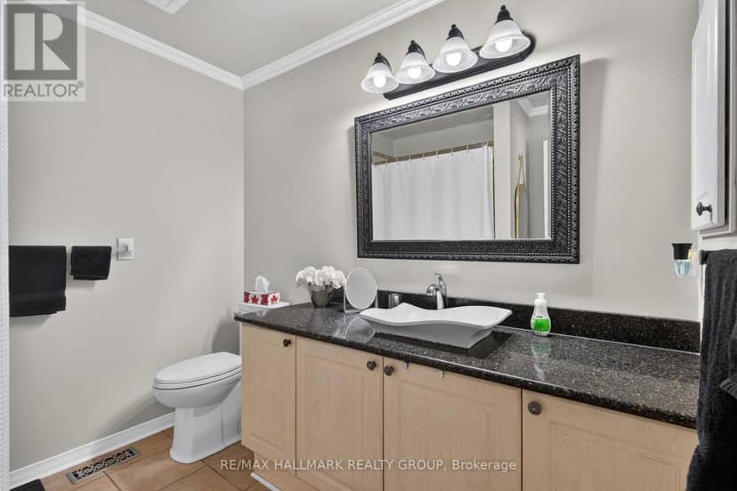 139 Castle Glen Crescent — photo 28 of 40
