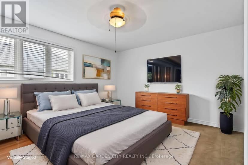 401 Wright Crescent — photo 13 of 27