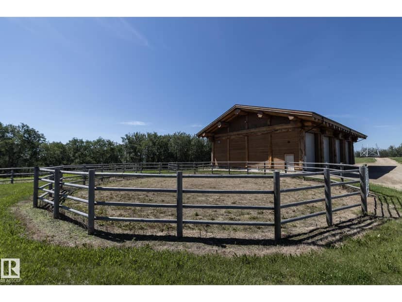 1407 Twp Road 522 — photo 14 of 28