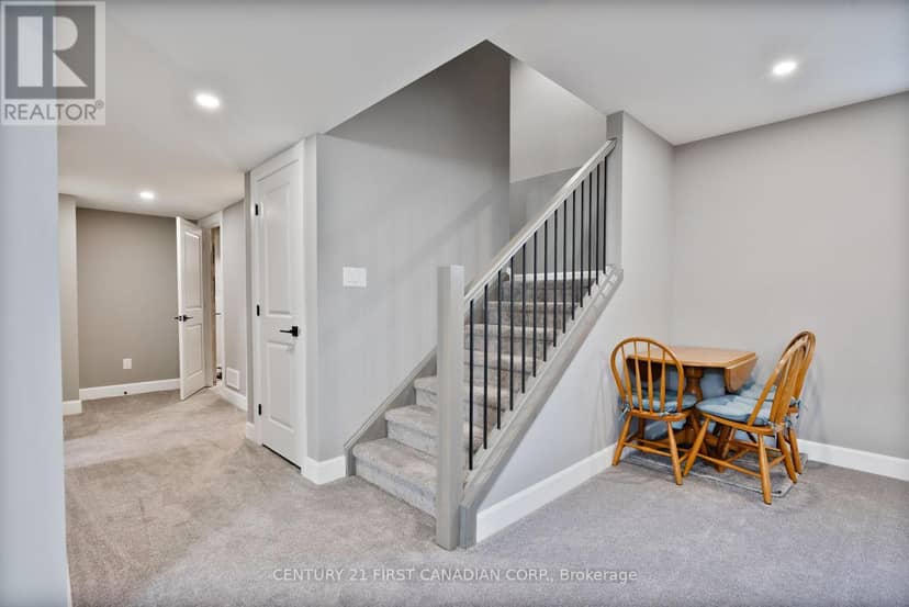 110 Sheldabren Street — photo 30 of 40