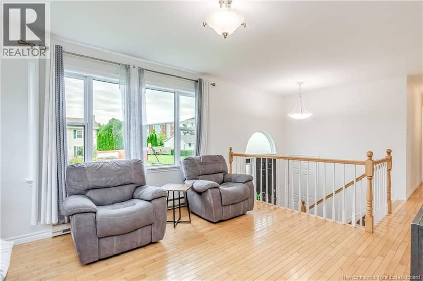 111 Scotiaview Drive — photo 9 of 40