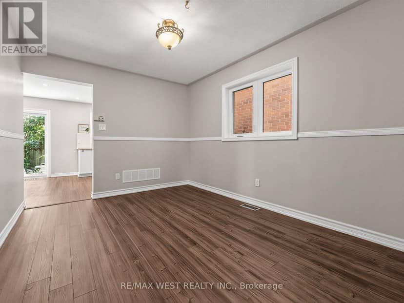112 Jordan Drive — photo 18 of 39