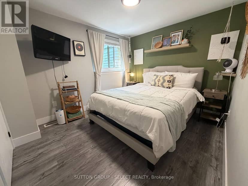 26 - 825 Dundalk Drive — photo 12 of 14