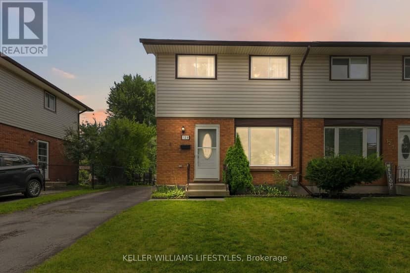 129 Culver Crescent — photo 3 of 38