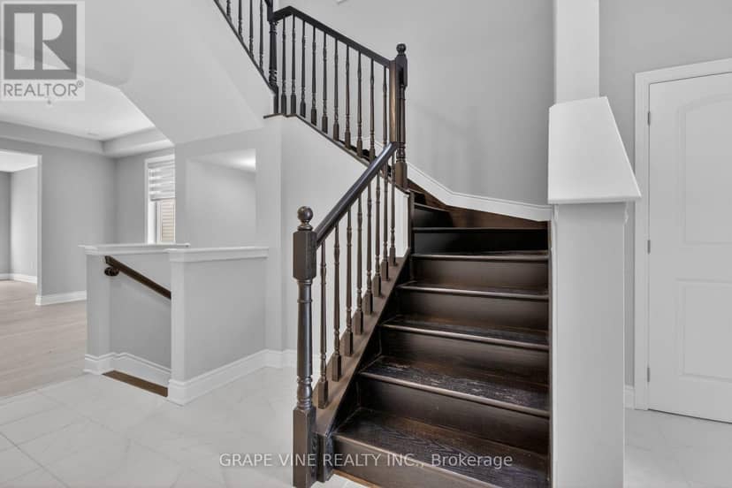 316 Crossway Terrace — photo 4 of 39