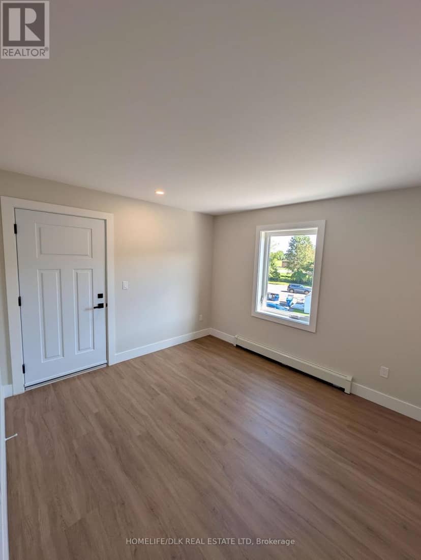 12 Scace Avenue — photo 13 of 20