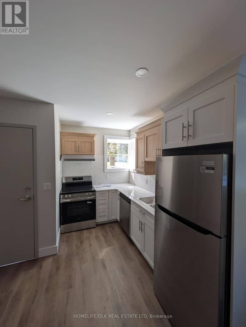 12 Scace Avenue — photo 2 of 20