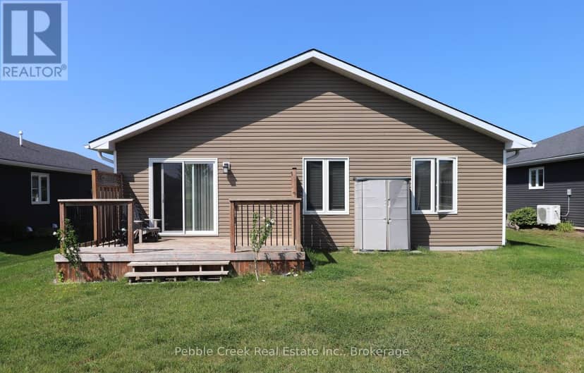 20 Huron Heights Drive — photo 27 of 38