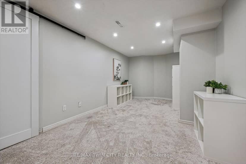 54 Royal Orchard Place — photo 28 of 36