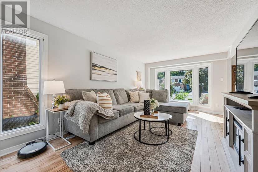 54 Royal Orchard Place — photo 7 of 36