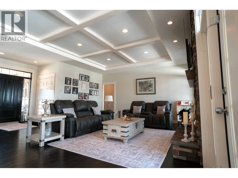 13816 CARDINAL ROAD, Charlie Lake, photo 4