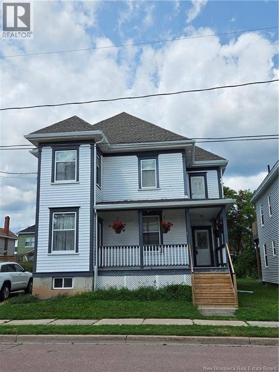 135 Dufferin — photo 35 of 36