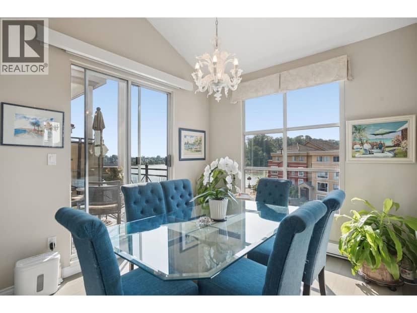 401 2 RENAISSANCE SQUARE, New Westminster, photo 8