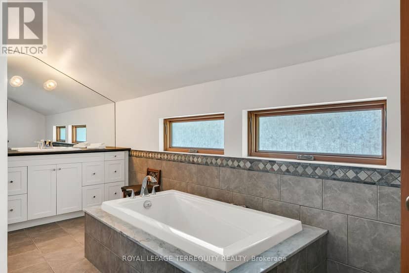 15625 8th Concession Road — photo 30 of 40