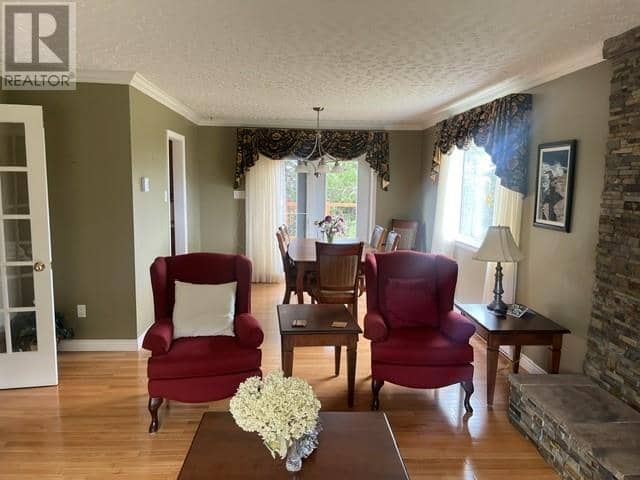 125 Cherry Lane — photo 22 of 39