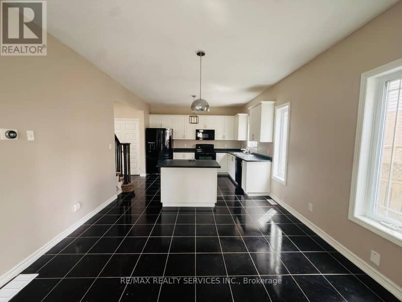 3 Talon Drive, Woodstock, photo 8