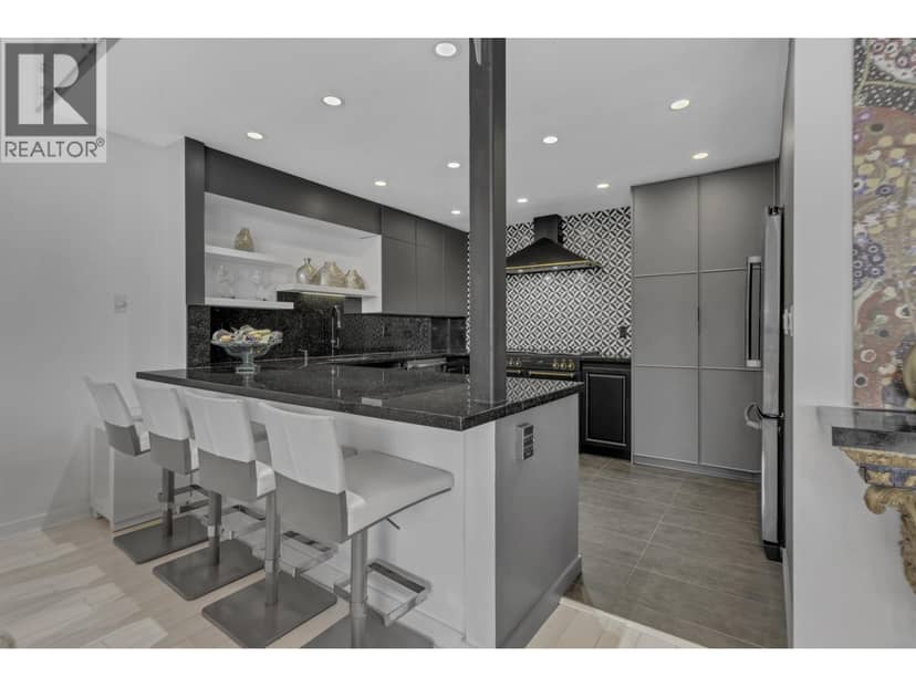 1306 33 CHESTERFIELD PLACE, North Vancouver, photo 7