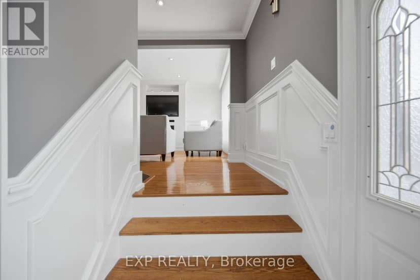106 Hanson Road — photo 5 of 40