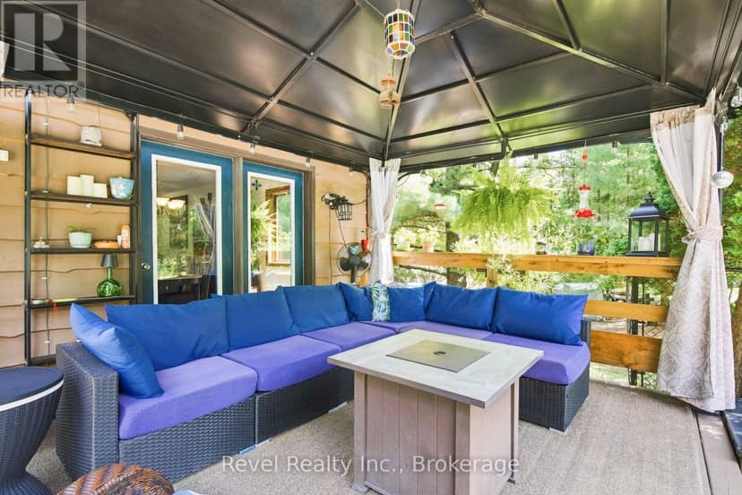 20 The Pines Lane — photo 38 of 40