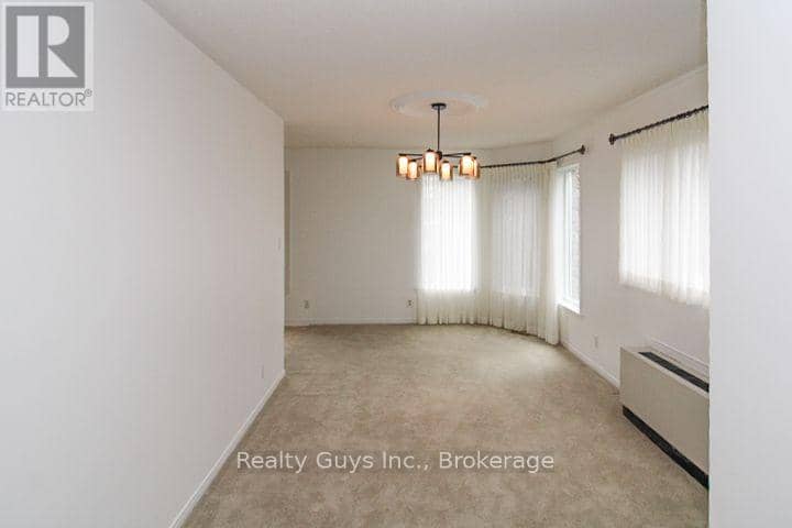 226 B - 1099 Clonsilla Avenue — photo 18 of 35