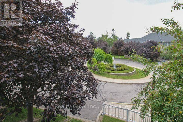 226 B - 1099 Clonsilla Avenue — photo 20 of 35