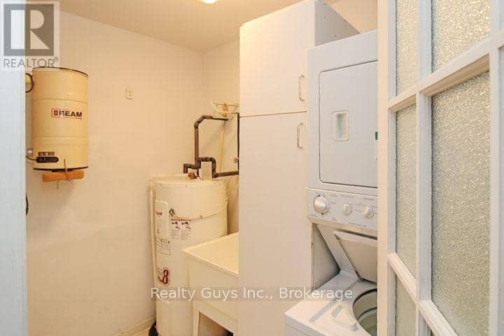226 B - 1099 Clonsilla Avenue — photo 35 of 35