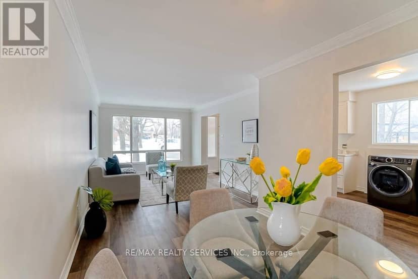 70 Montjoy Crescent — photo 6 of 29