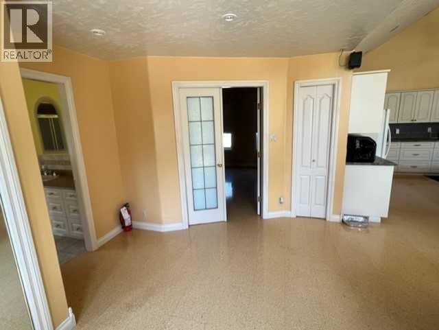 158 Poplar Drive Rr — photo 15 of 34
