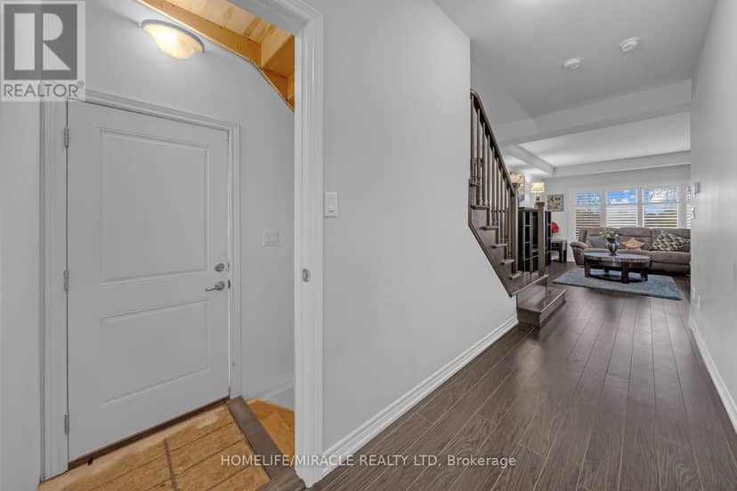 83 Monarch Street — photo 12 of 38