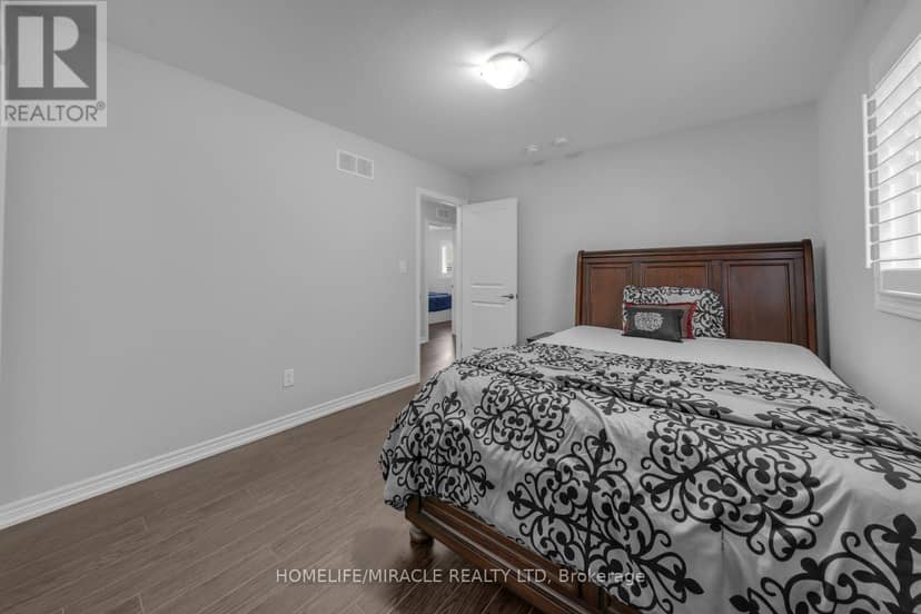 83 Monarch Street — photo 18 of 38