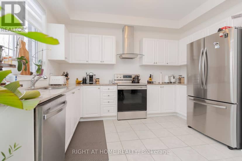 12 Globemaster Lane — photo 16 of 40