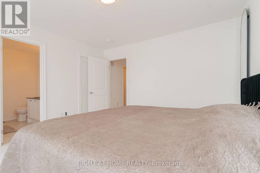 12 Globemaster Lane — photo 21 of 40