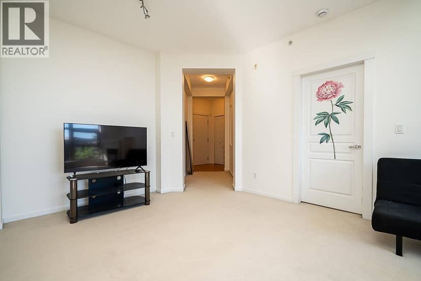 516 9319 UNIVERSITY CRESCENT, Burnaby, photo 7