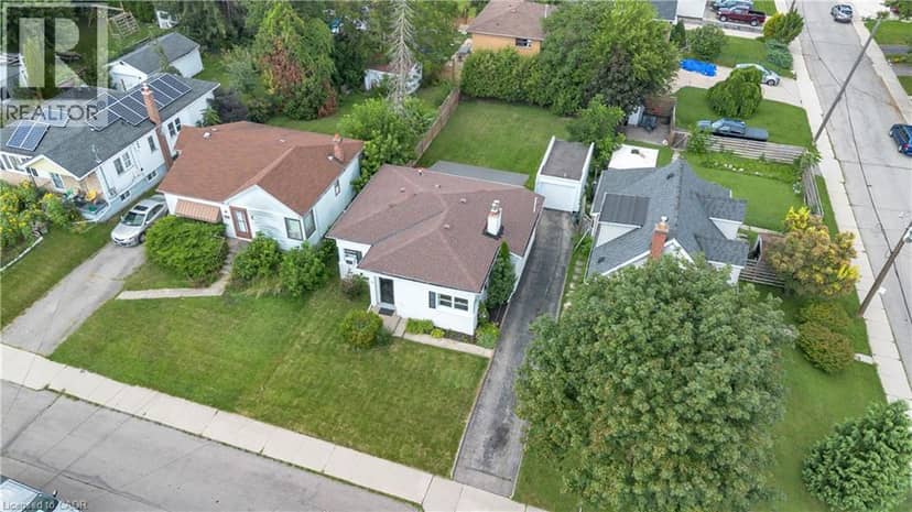 31 SCOTIA Avenue — photo 35 of 40