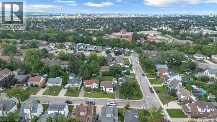 31 SCOTIA Avenue — photo 37 of 40