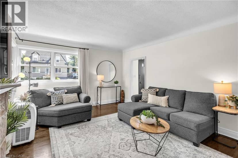 31 SCOTIA Avenue — photo 6 of 40