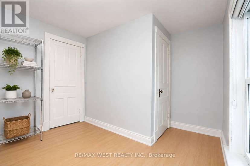 217 Hexam Street — photo 17 of 24